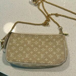 Louis Vuitton crossbody mini